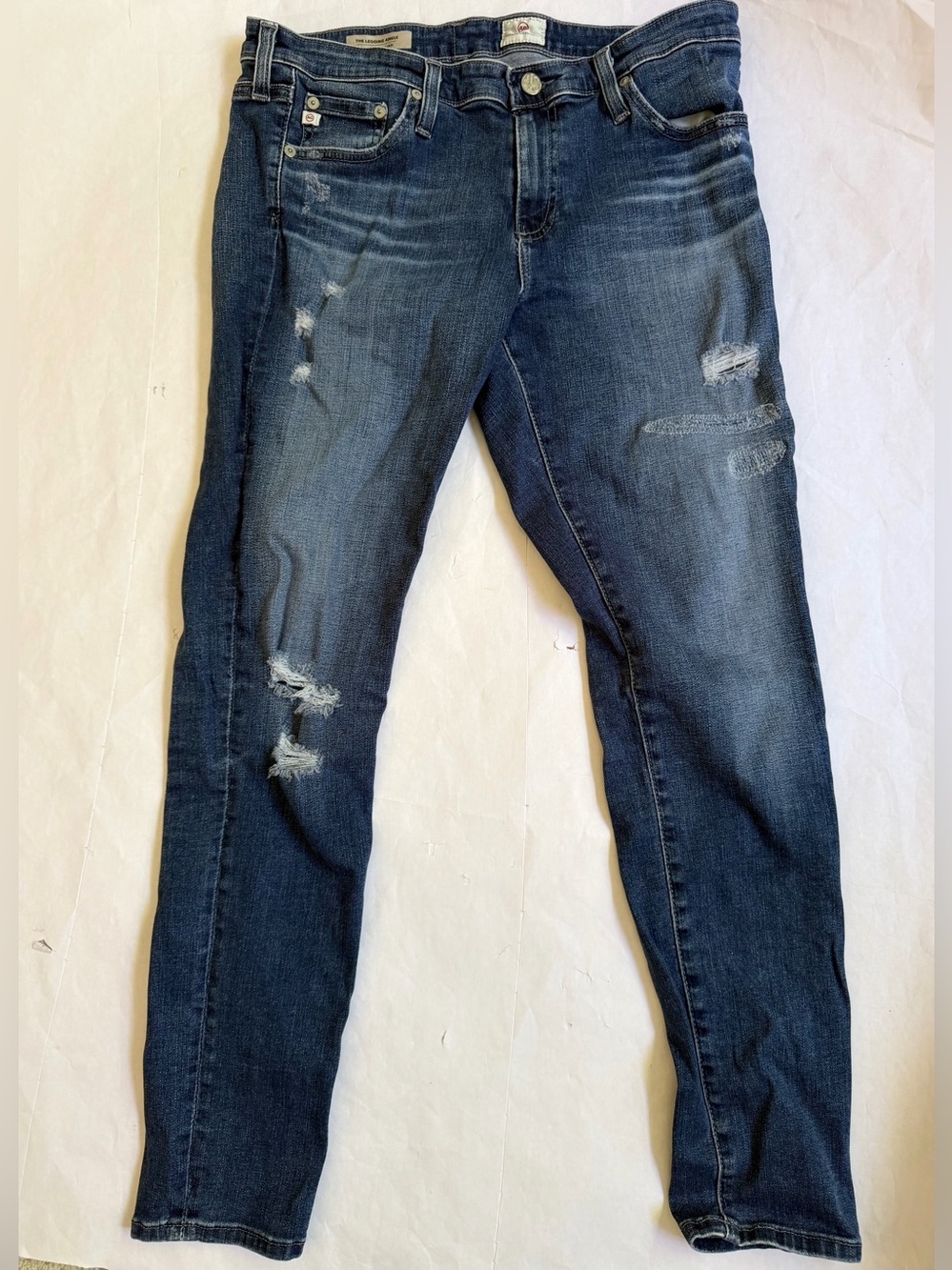 AG ADRIANO GOLDSCHMIED denim jeans
Size 31 R The Legging Ankle Super Skinny